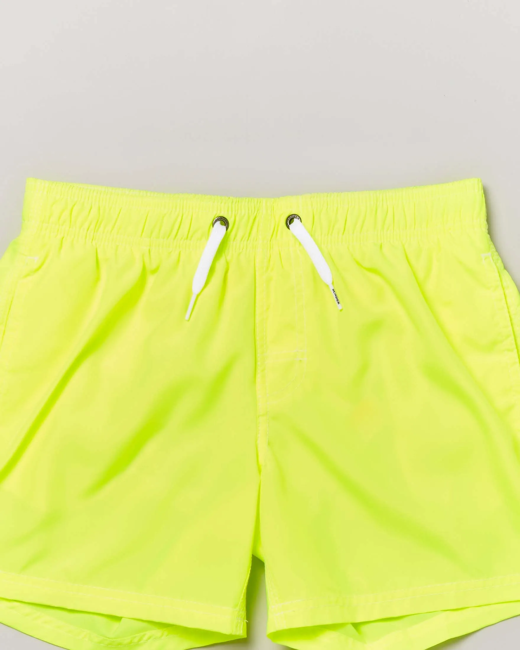 Boxer mare giallo fluo con arcobaleno arancio bianco e azzurro 10-16 anni