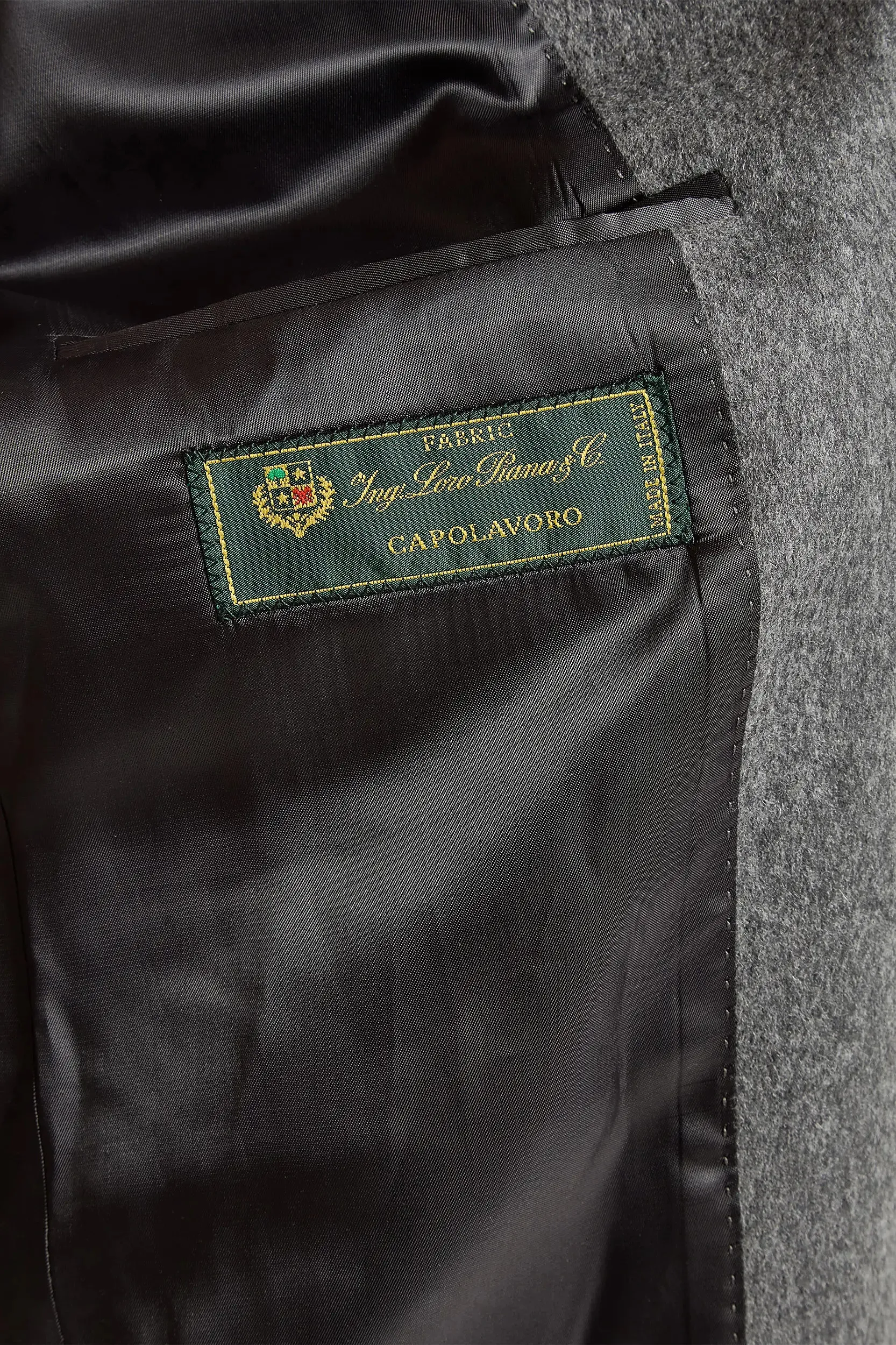 Cappotto grigio in lana Loro Piana – Made in Italy    