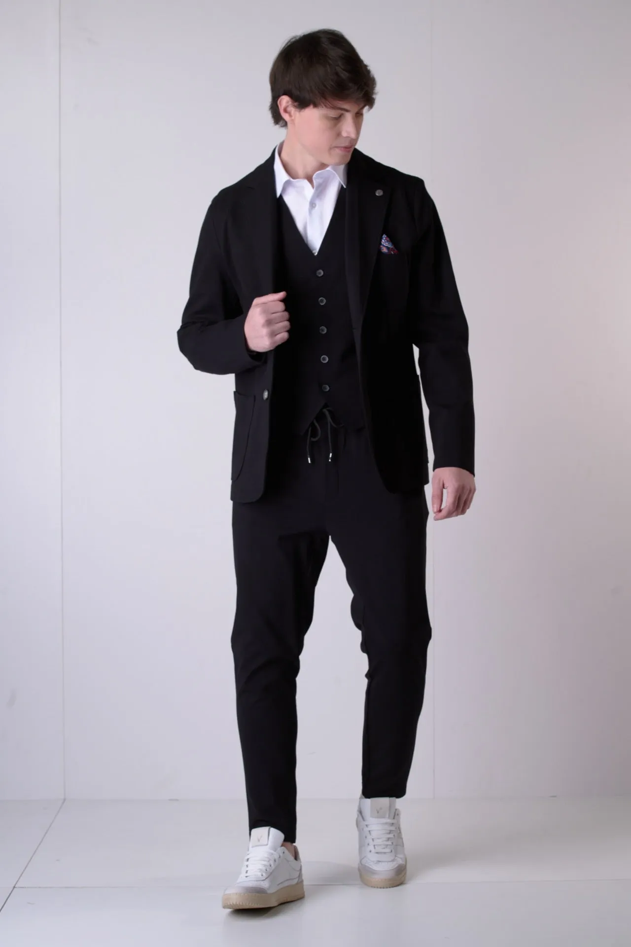 Giacca Sartoriale Monopetto Nero con interni e pochette in tessuto V2