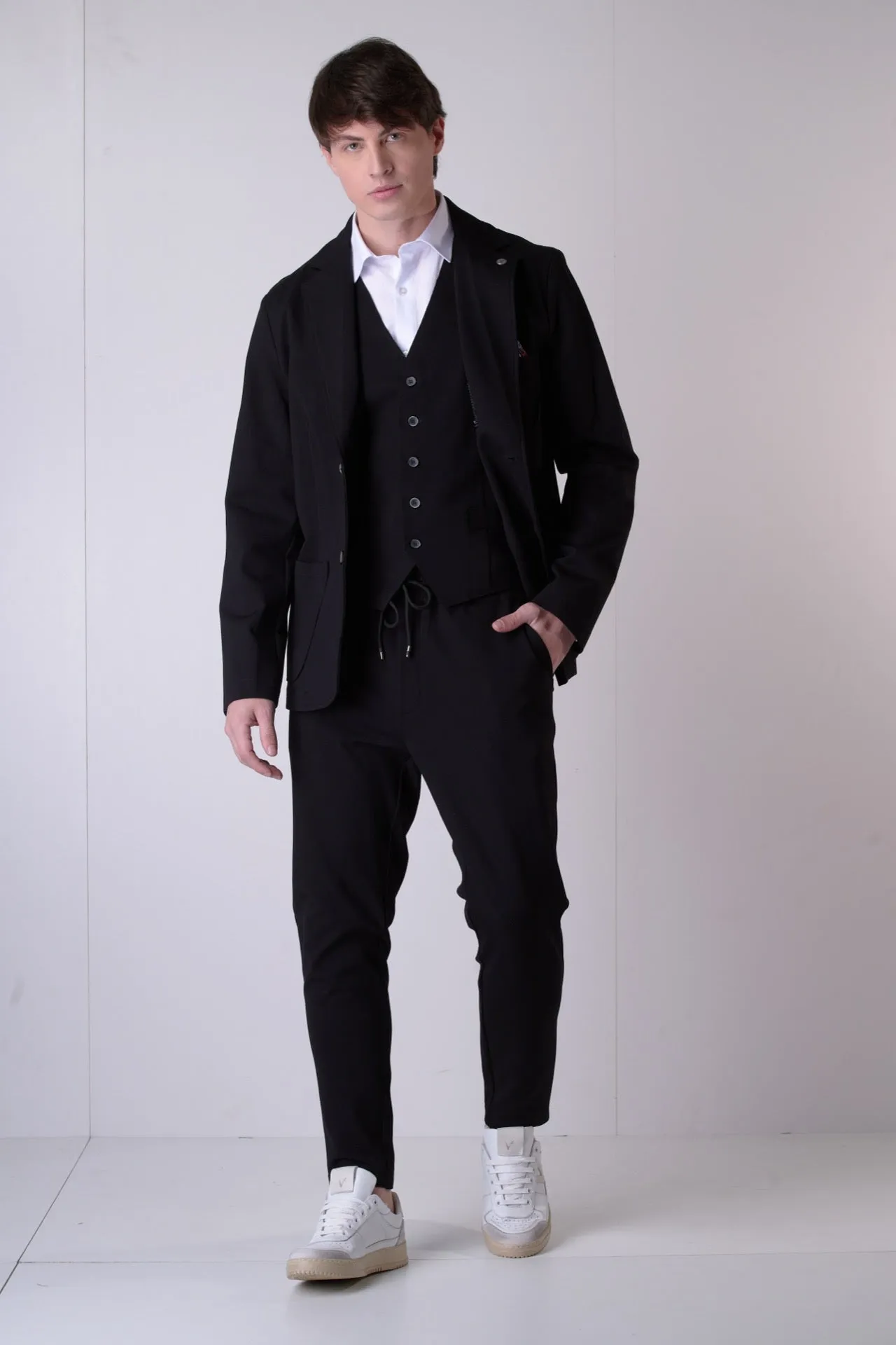 Giacca Sartoriale Monopetto Nero con interni e pochette in tessuto V2