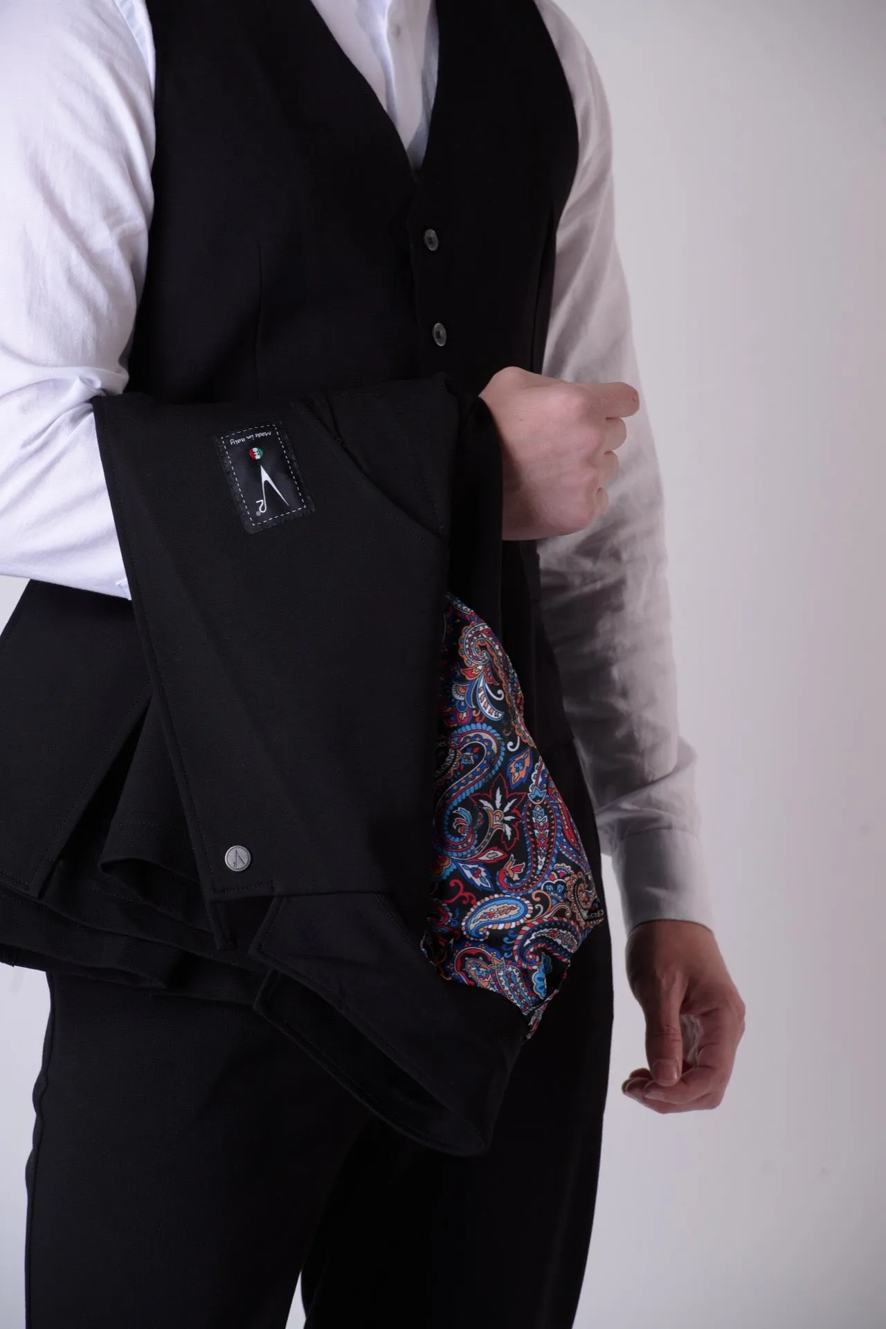 Giacca Sartoriale Monopetto Nero con interni e pochette in tessuto V2