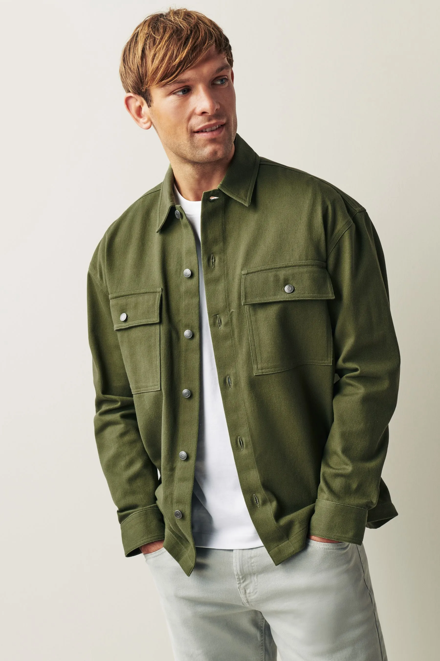 Giacca stile camicia con due tasche