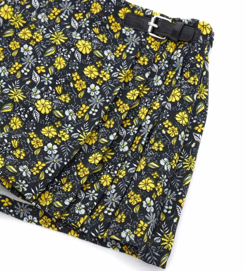 --Gonna pantalone a fiori-