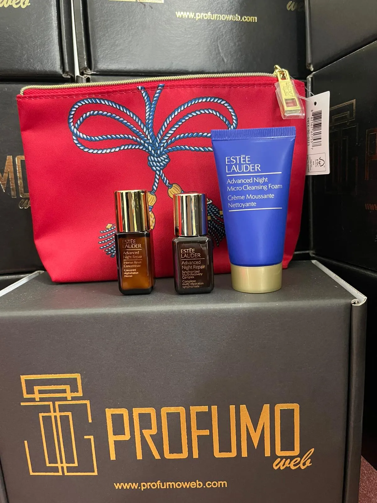 kit Estèe Lauder più pochette