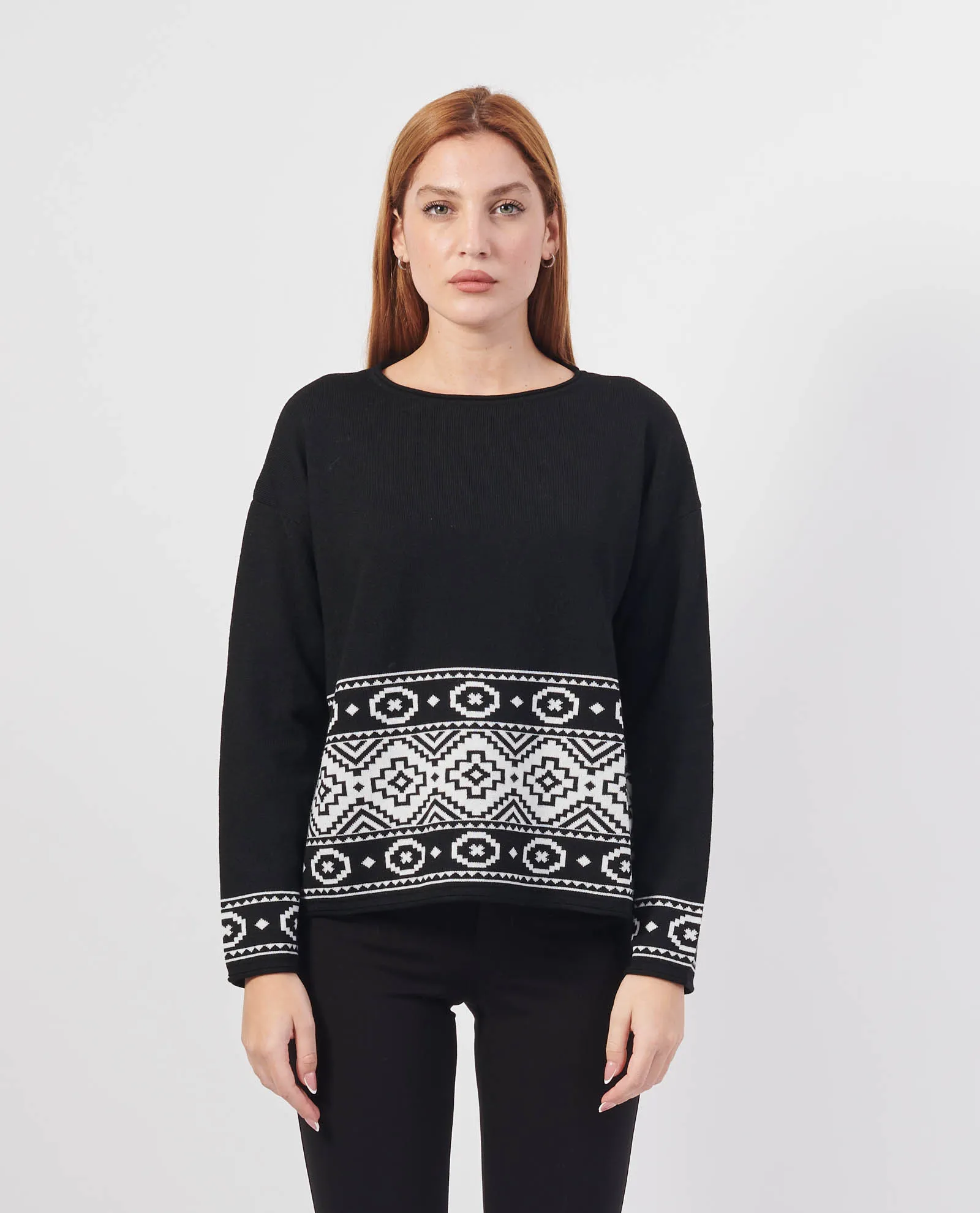 LOVELY      Maglione donna Lovely girocollo con ricamo