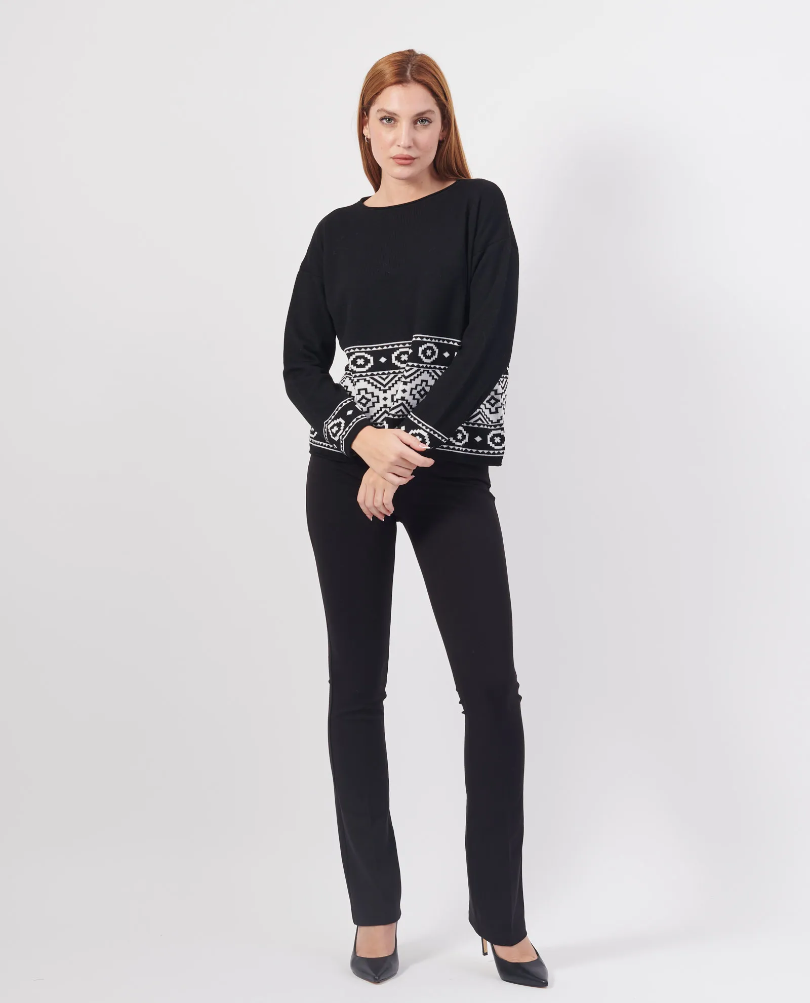 LOVELY      Maglione donna Lovely girocollo con ricamo