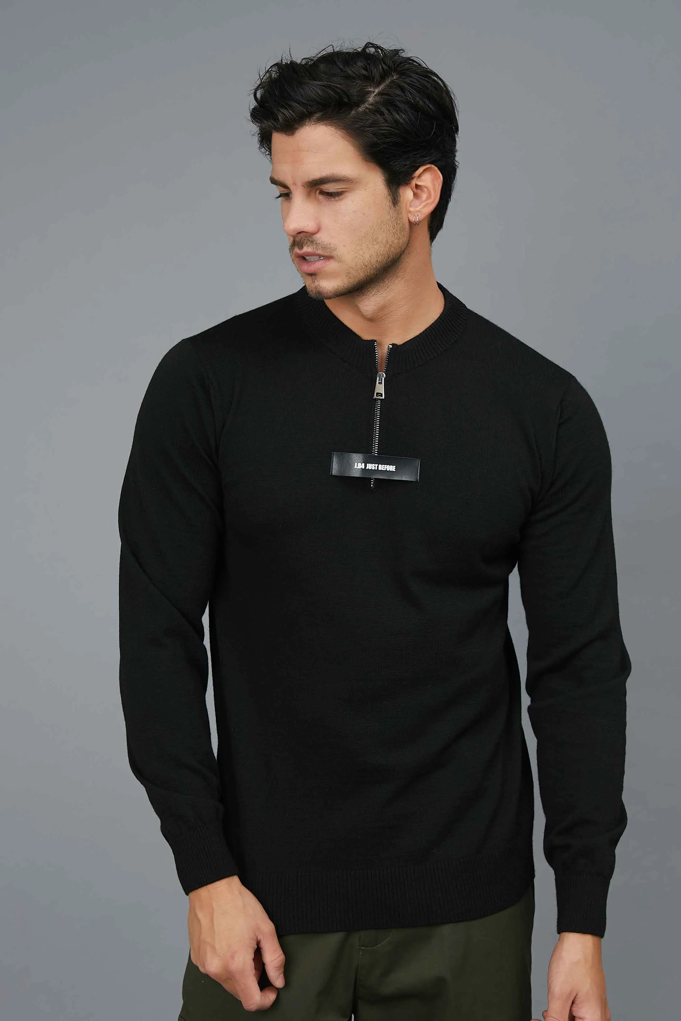 MAGLIA BASIC ZIP CORTA BLACK