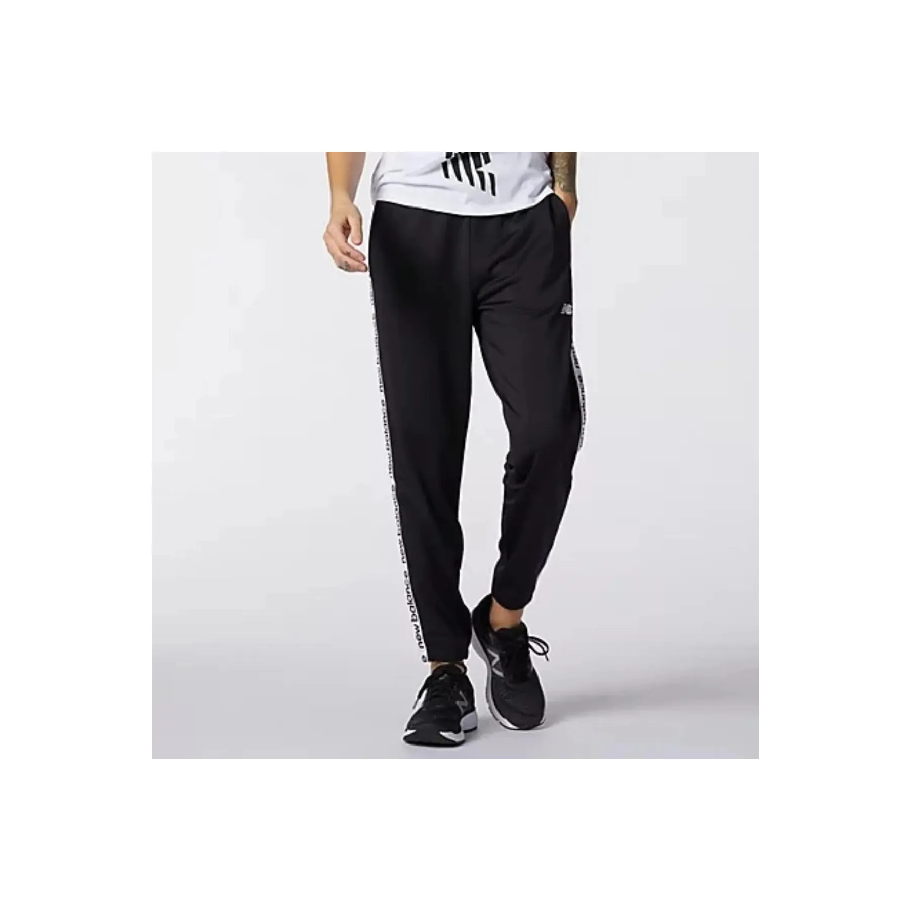 NEW BALANCE RELENTLESS JOGGER
