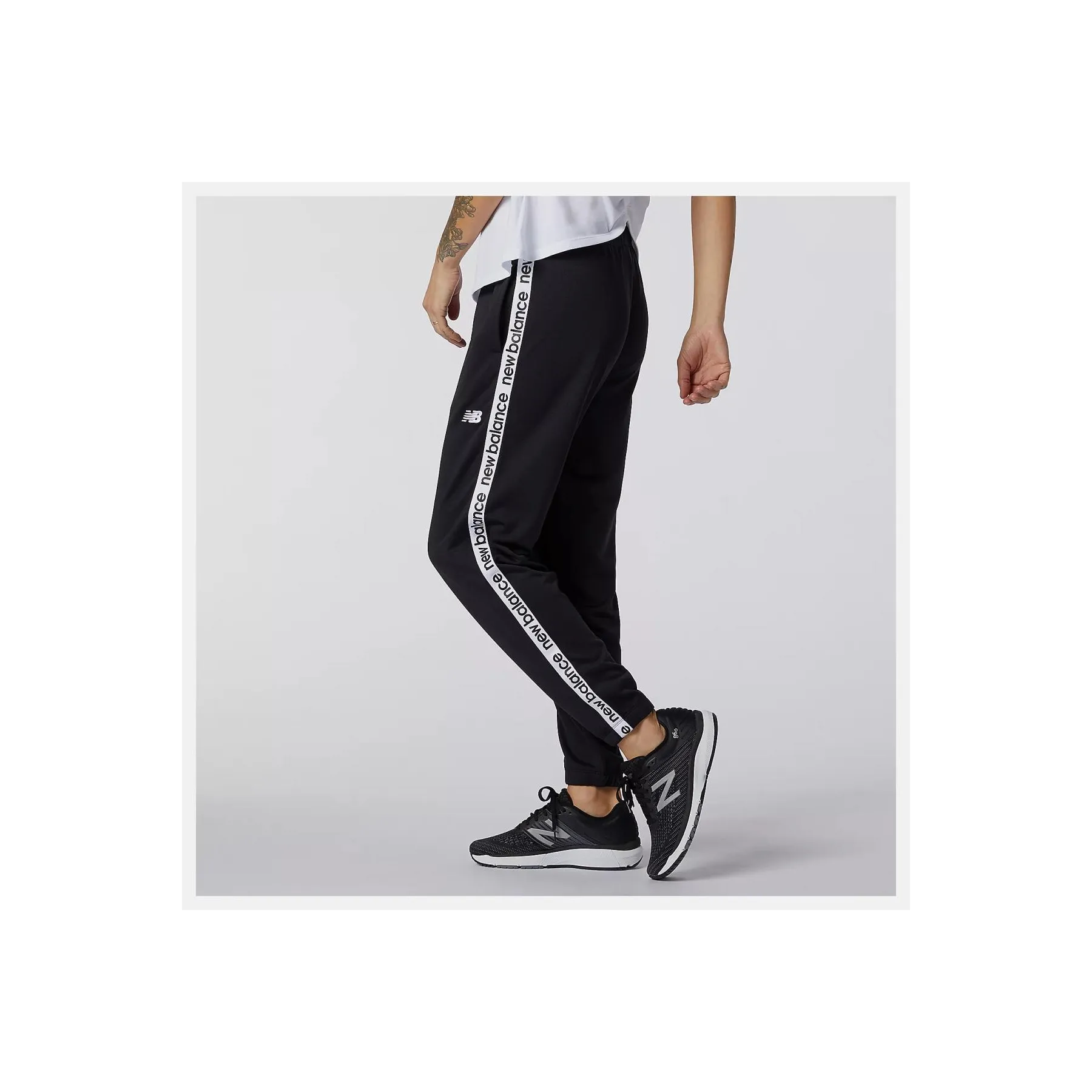 NEW BALANCE RELENTLESS JOGGER