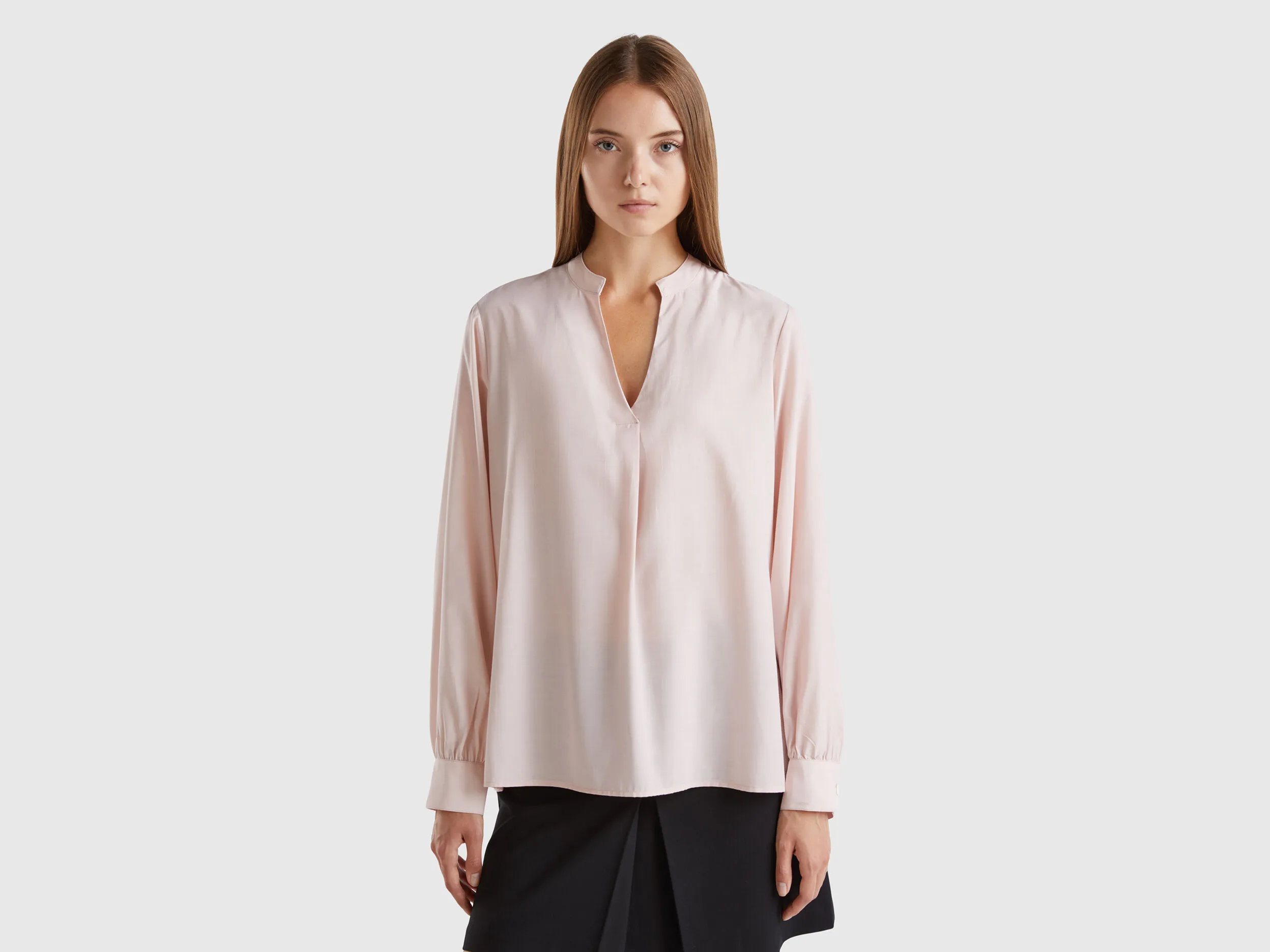 Nuovi arrivi Camicia con scollo serafino