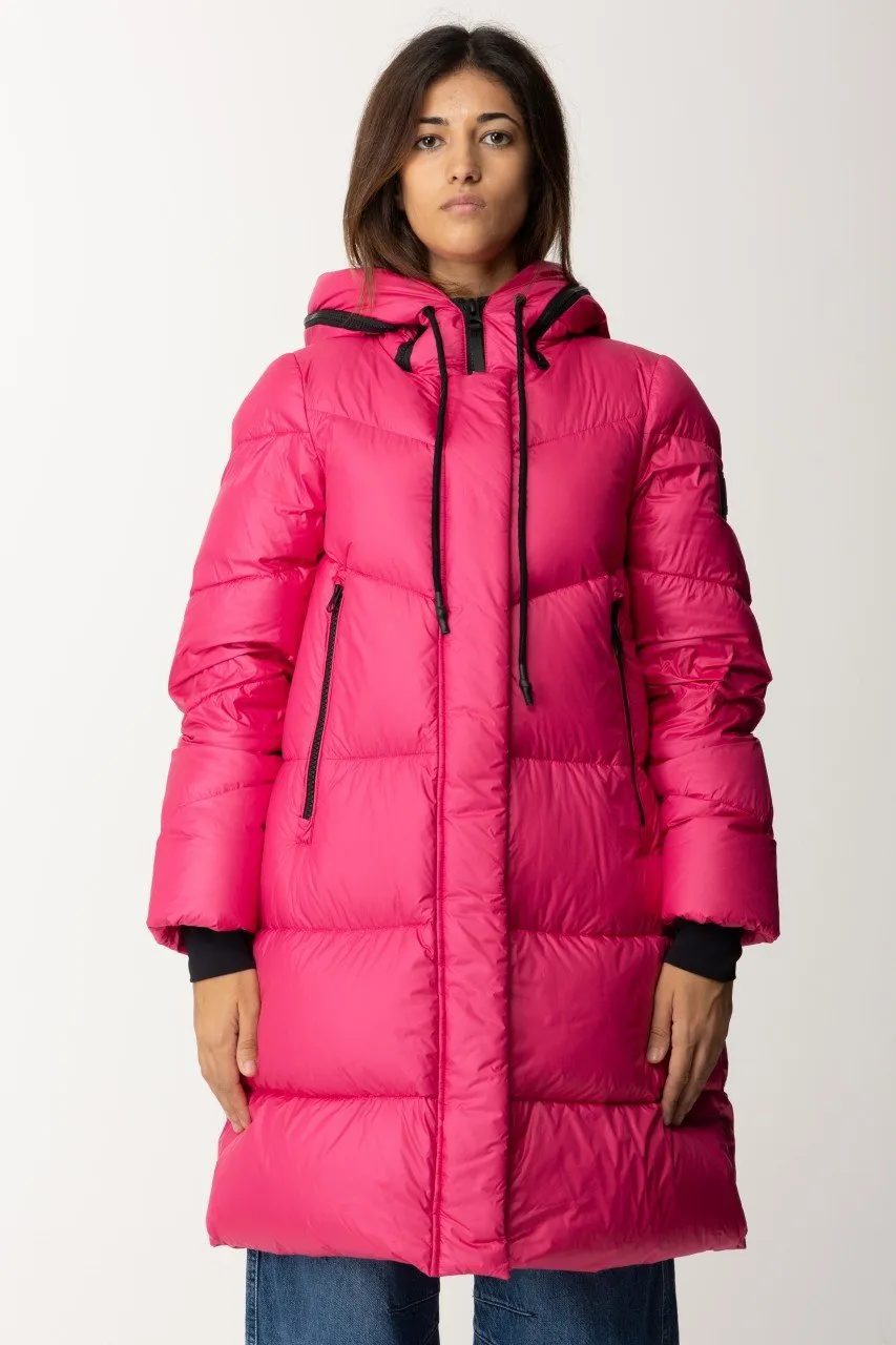 Piumino con dettagli a contrasto Fuxia