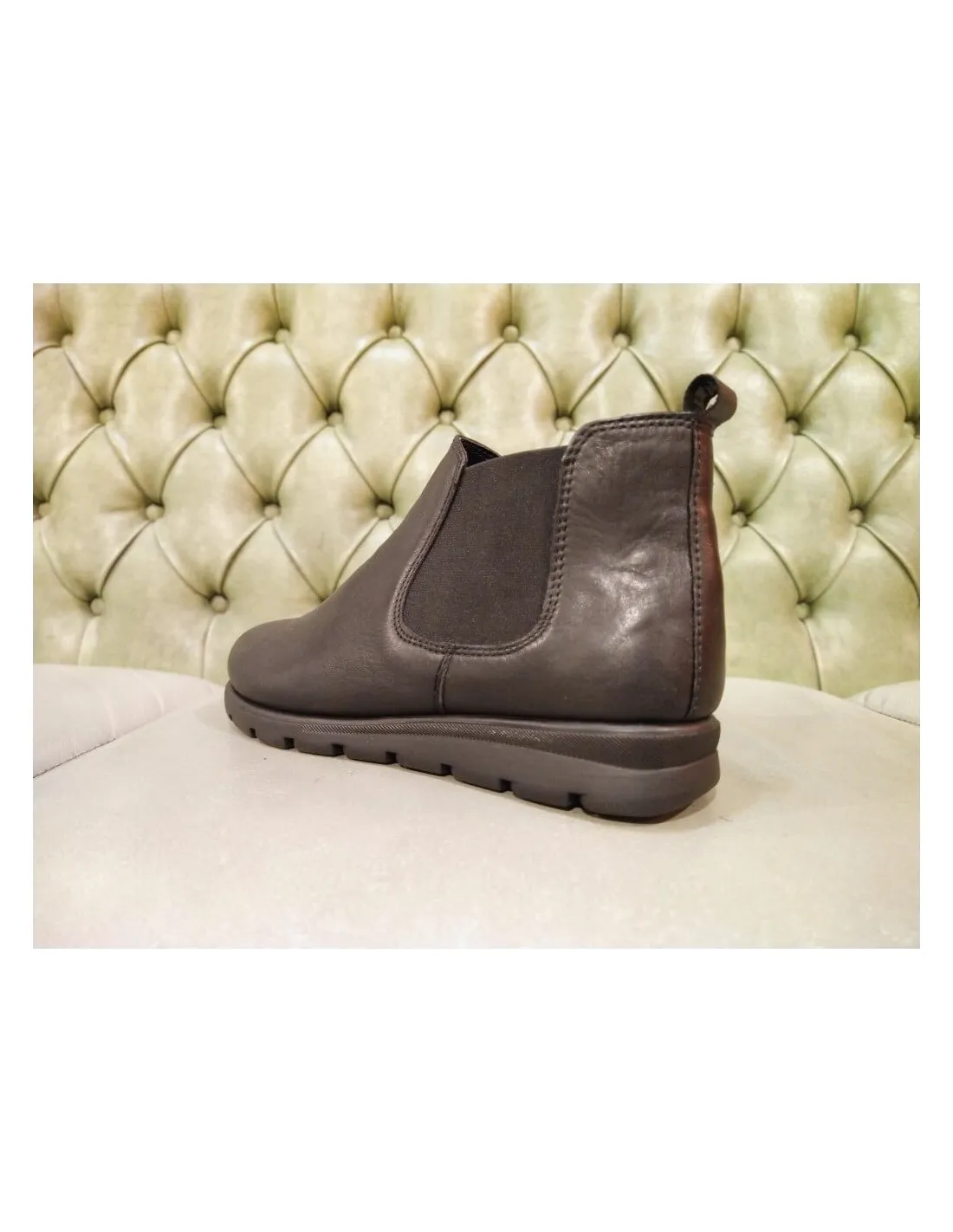 Scarpe comode con zeppa