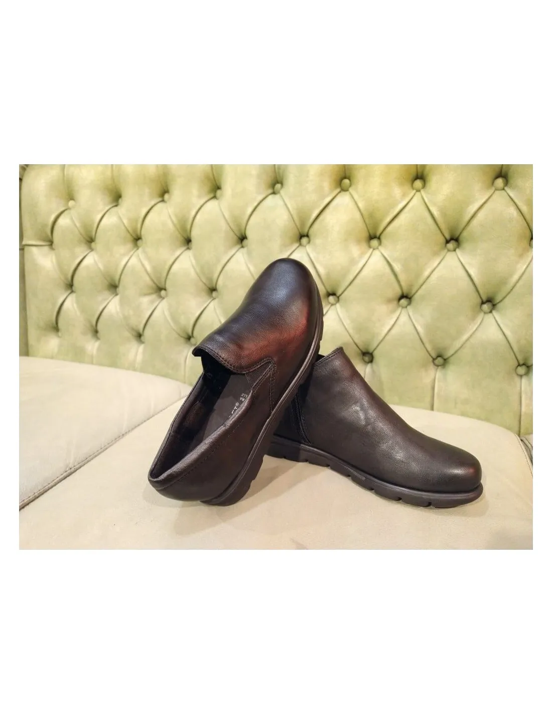 Scarpe comode con zeppa