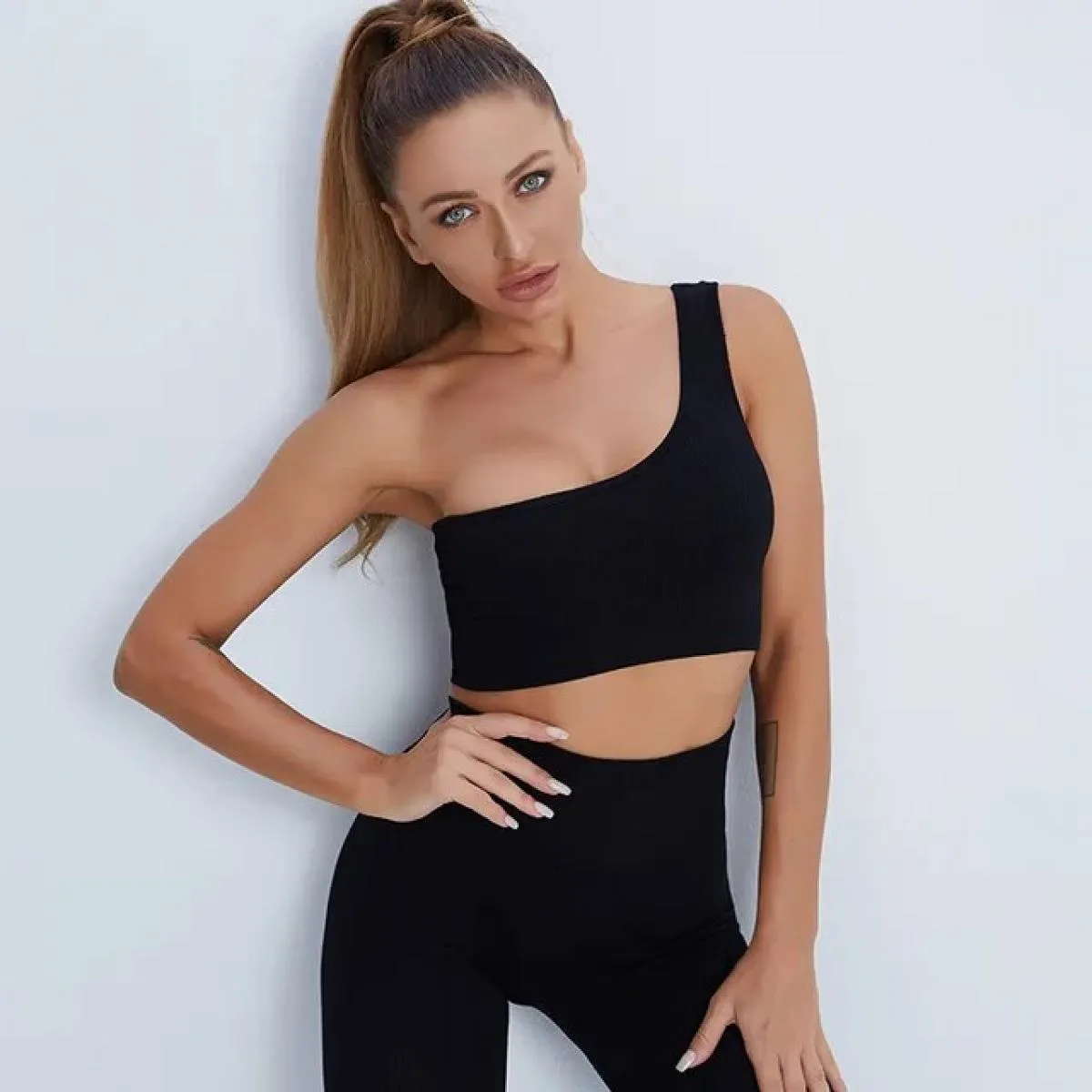 Set da yoga senza cuciture Sport Fitness Vita alta Pantaloni per il sollevamento dell'anca Reggiseno monospalla Abiti da allenam