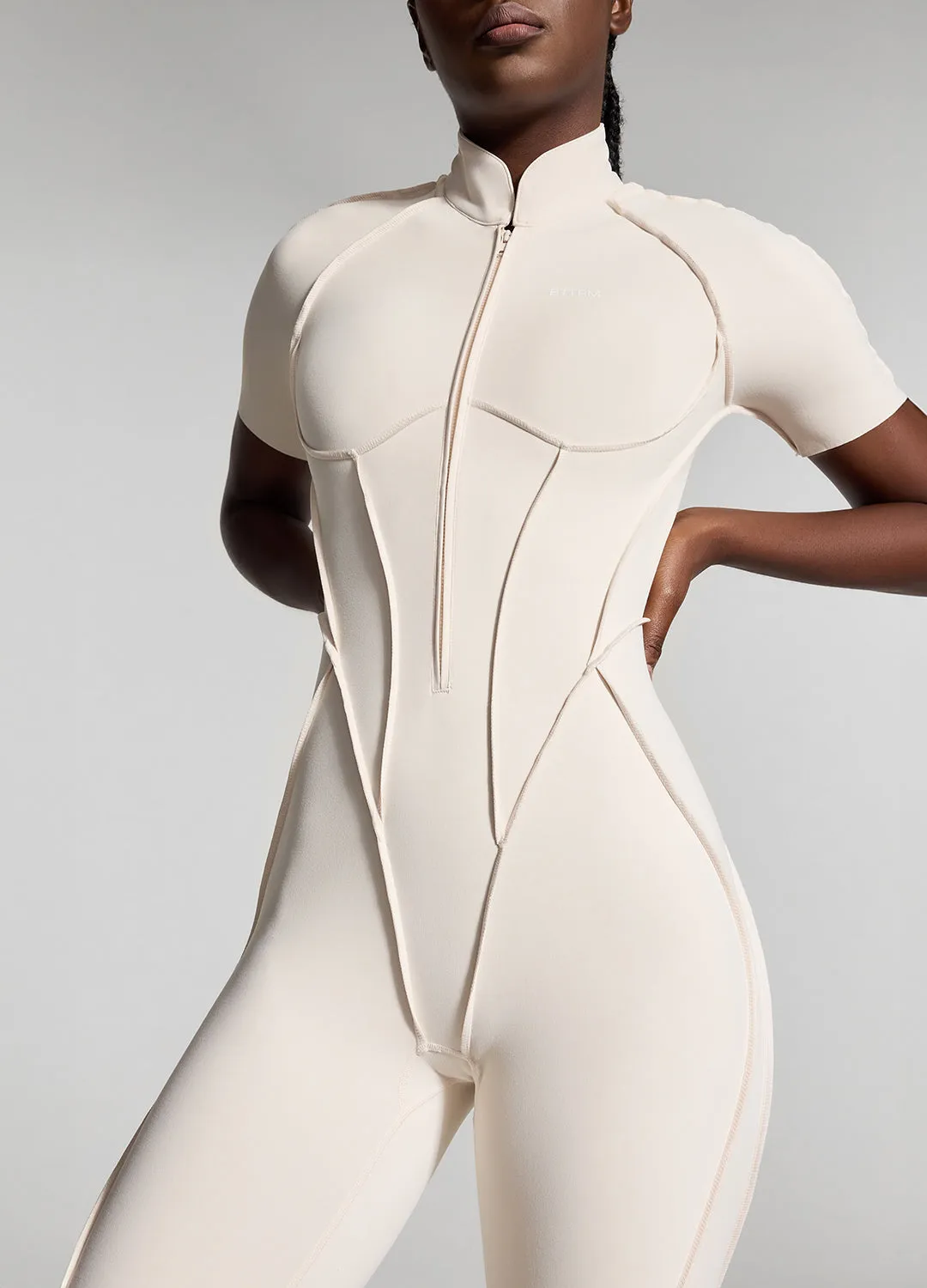 Tutina Corta Elegante  